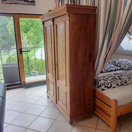 Lägenhet Idyllische Sued-wohnung In Woertherseenaehe Fuer Zwei Personen Schiefling am See