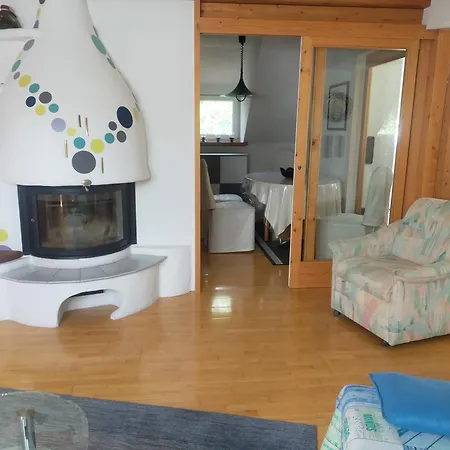 Idyllische Sued-wohnung In Woertherseenaehe Fuer Zwei Personen