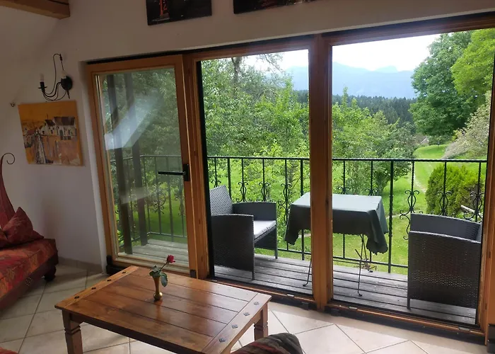 Idyllische Sued-wohnung In Woertherseenaehe Fuer Zwei Personen