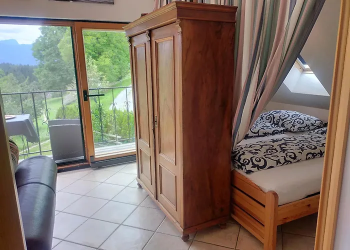 Apartament Idyllische Sued-wohnung In Woertherseenaehe Fuer Zwei Personen Schiefling am See