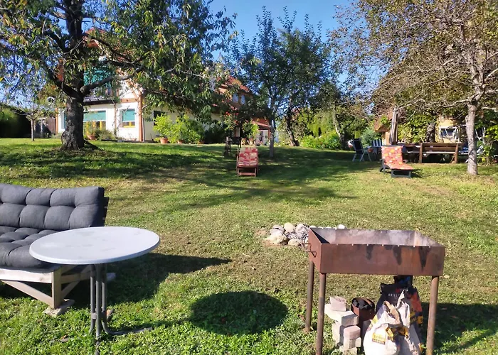 Idyllische Sued-wohnung In Woertherseenaehe Fuer Zwei Personen *